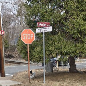 Directional signs